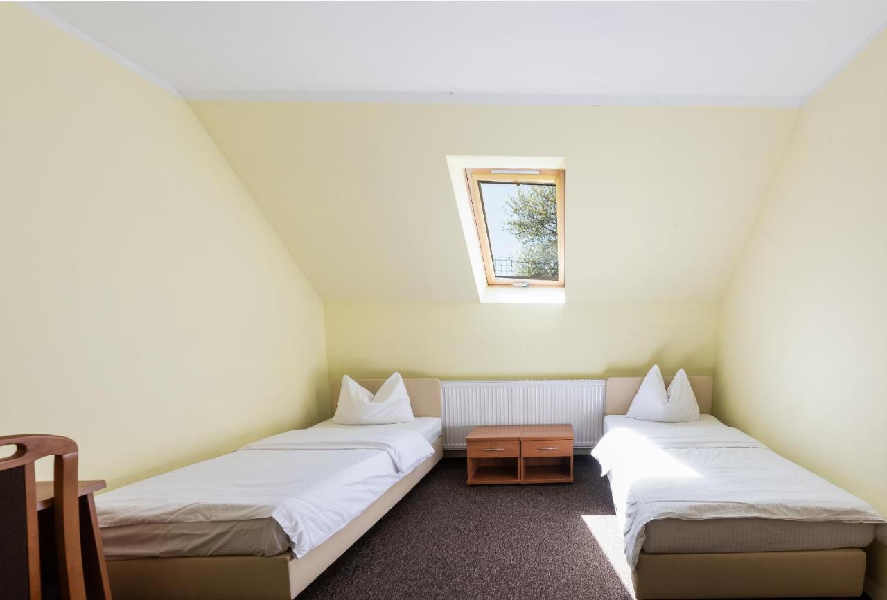 Nad Brzegiem Baltyku Hotel ซาร์บินโนโว ภายนอก รูปภาพ