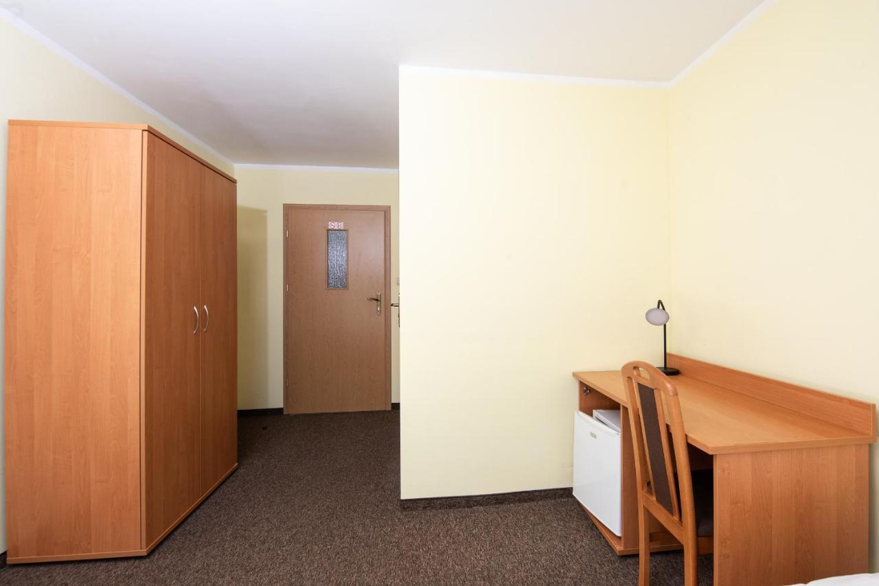 Nad Brzegiem Baltyku Hotel ซาร์บินโนโว ภายนอก รูปภาพ